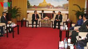 ນາຍົກລັດຖະມົນຕີລາວ ໃຫ້ການຕ້ອນຮັບ ຄະນະຜູ້ແທນຂັ້ນສູງ ຄະນະຈັດຕັ້ງສູນກາງ ພັກກອມມູນິດຫວຽດນາມ